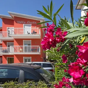 Lucia Apartmán